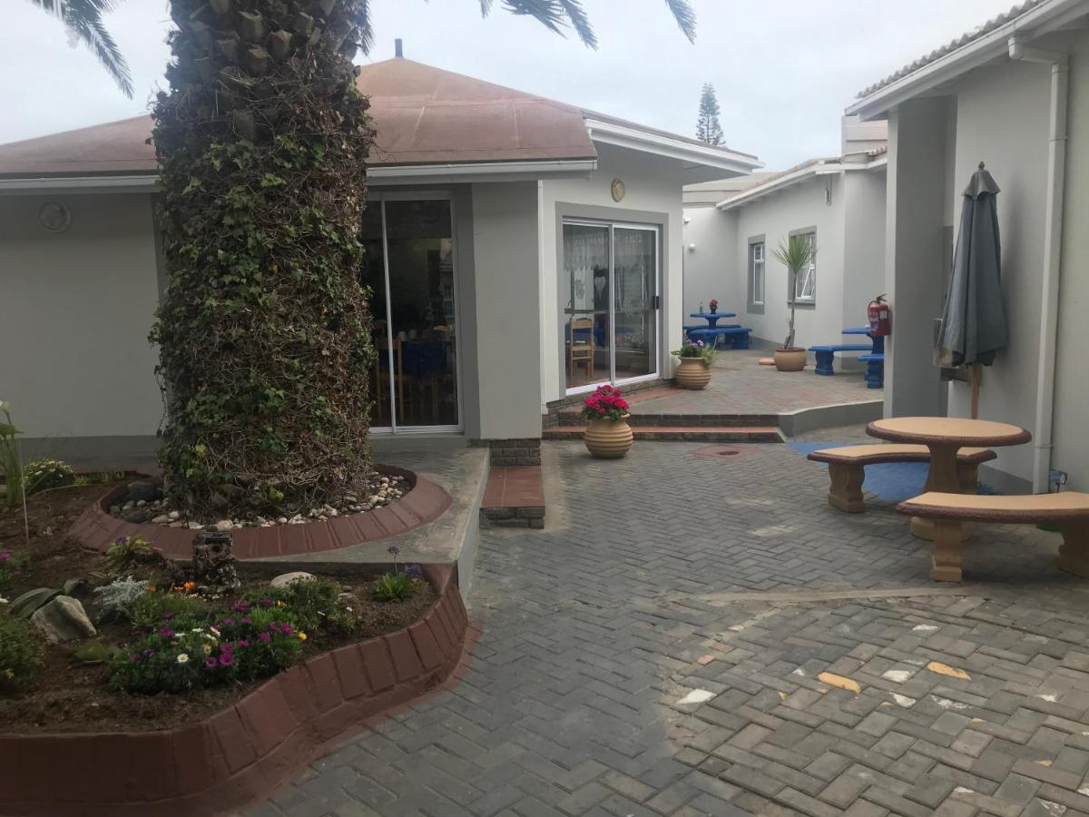 Rocky Shore Guesthouse Swakopmund Exterior foto