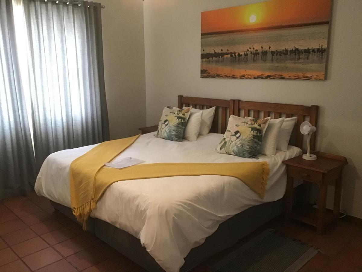 Rocky Shore Guesthouse Swakopmund Exterior foto