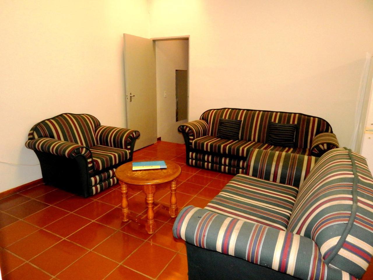 Rocky Shore Guesthouse Swakopmund Exterior foto