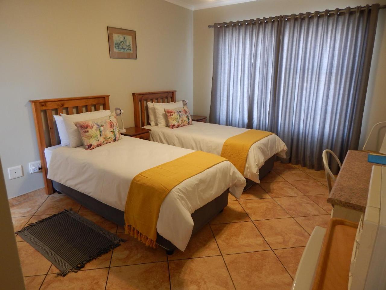 Rocky Shore Guesthouse Swakopmund Exterior foto